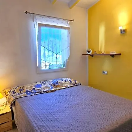 Jazmines, Monte Villa *